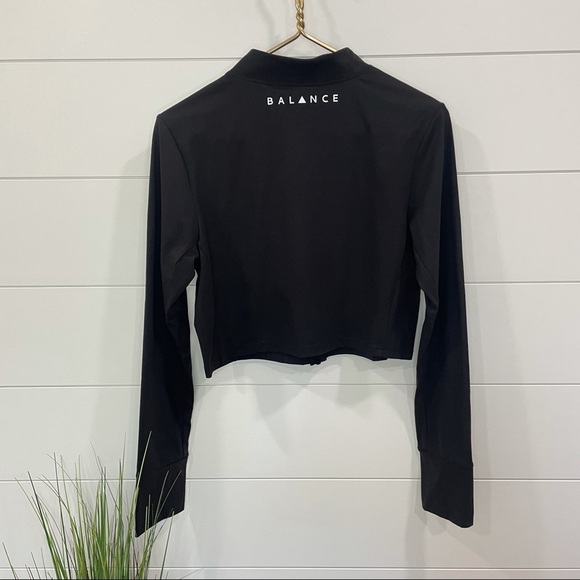 Balance Athletica The Elevate Cropped Zip Black XXL - Picture 9 of 13